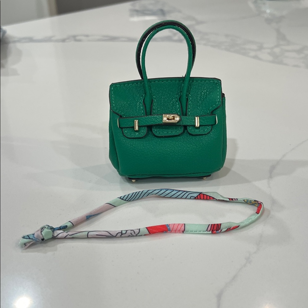💚SO. Cute Mini Bag Charm!!! - Picture 6 of 16